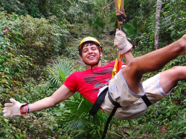  Enjoy in the air 